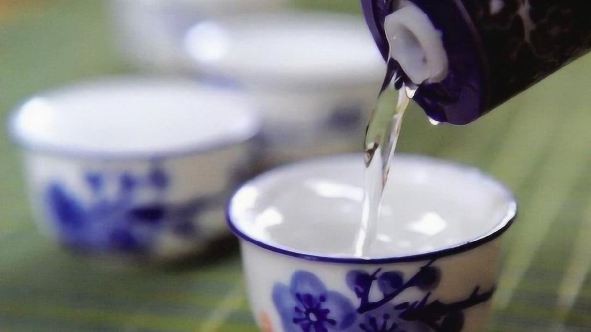 選購(gòu)白酒要怎么鑒別好壞，有什么方式？