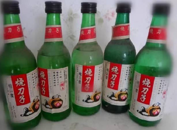 燒刀子白酒廠家在哪里(燒刀子白酒是哪廠家生產(chǎn)的)