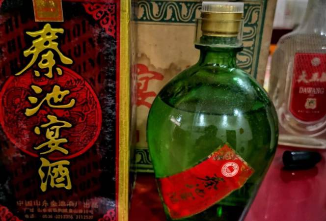 15年四特酒重量是多少錢(qián)(15年的四特酒多少錢(qián))