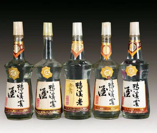 西風(fēng)酒年份封裝藏u品藏價(jià)格(西風(fēng)年份封藏酒多少錢(qián))