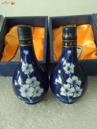 泥坑青花10酒的價(jià)格(泥坑青花10酒多少錢(qián))